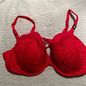 NEW Victoria's Secret Full Coverage 38C bra